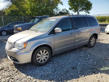  Salvage Chrysler Minivan