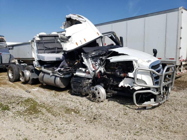  Salvage Freightliner Cascadia 1