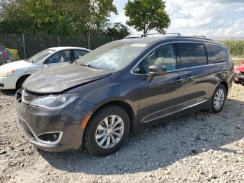  Salvage Chrysler Pacifica