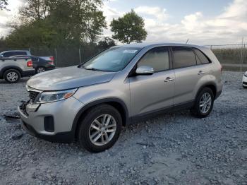  Salvage Kia Sorento