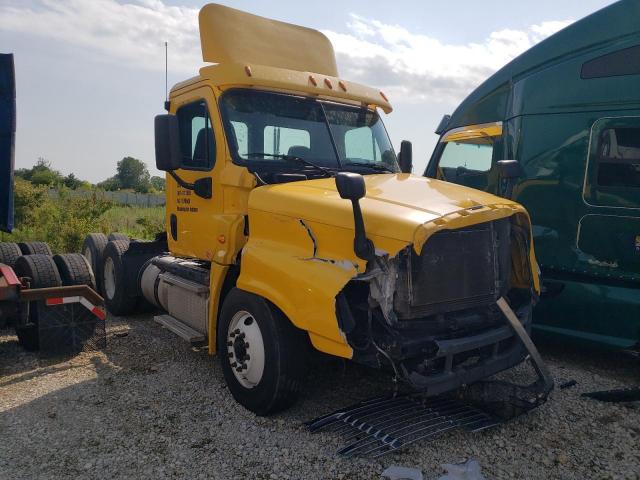  Salvage Freightliner Cascadia 1