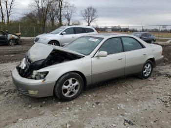  Salvage Lexus Es