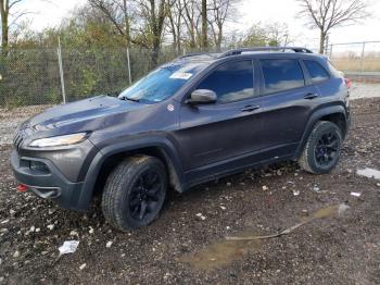  Salvage Jeep Cherokee