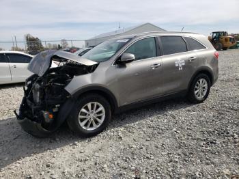  Salvage Kia Sorento