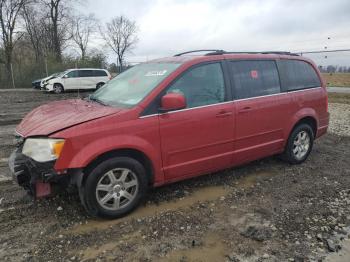  Salvage Chrysler Minivan