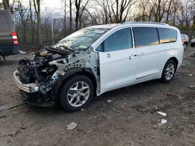  Salvage Chrysler Pacifica