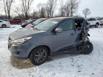  Salvage Hyundai TUCSON