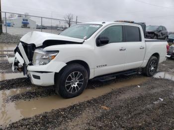  Salvage Nissan Titan