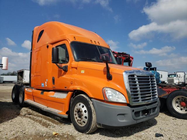  Salvage Freightliner Cascadia 1