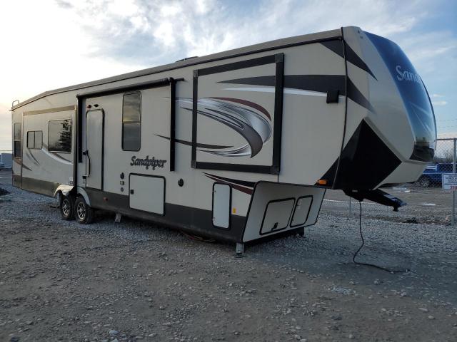  Salvage Forr 5th Wheel