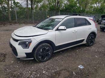  Salvage Kia Niro