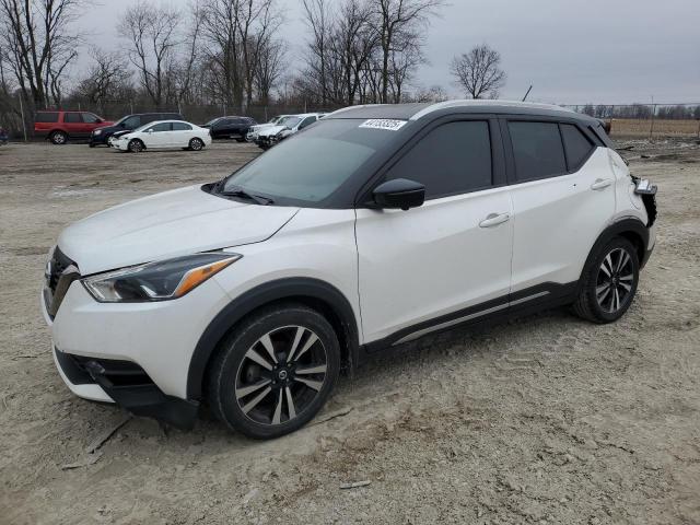  Salvage Nissan Kicks