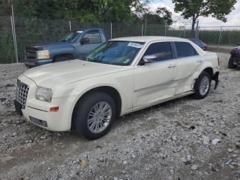  Salvage Chrysler 300
