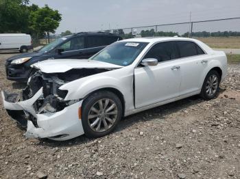  Salvage Chrysler 300