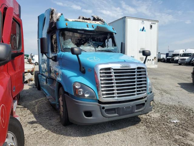  Salvage Freightliner Cascadia 1