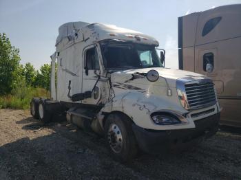  Salvage Freightliner Columbia