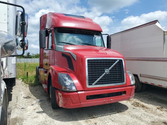  Salvage Volvo Vnl