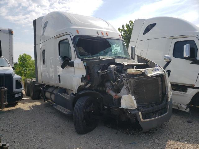  Salvage Freightliner Cascadia