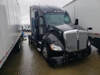  Salvage Kenworth Constructi
