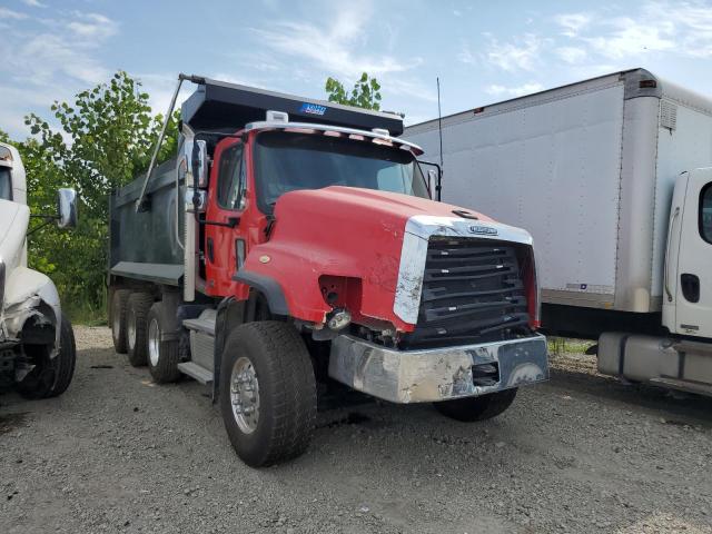  Salvage Freightliner 114sd
