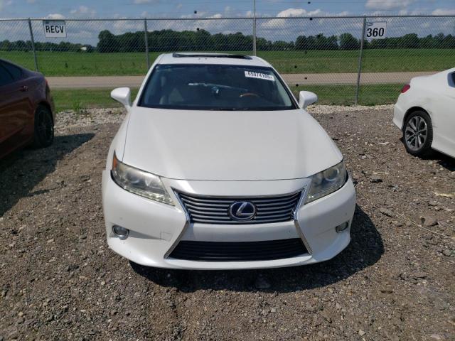 Lexus Es 300h Image 2
