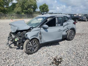 Salvage Nissan Kicks