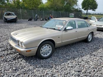  Salvage Jaguar XJ