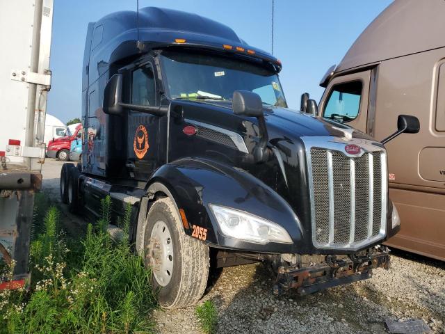 Salvage Peterbilt 579