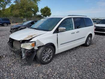  Salvage Chrysler Minivan