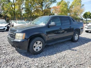  Salvage Chevrolet Avalanche