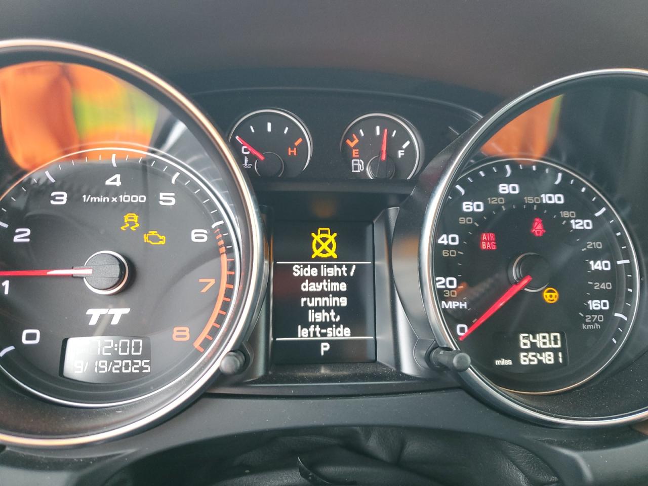 Audi TT Premium Plus Image 8