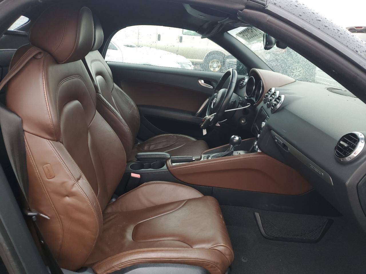 Audi TT Premium Plus Image 11