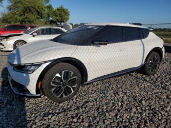  Salvage Kia EV6