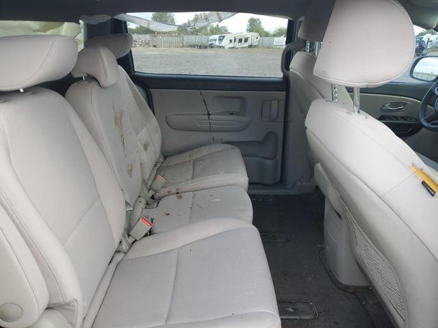 Kia Sedona Lx Image 13