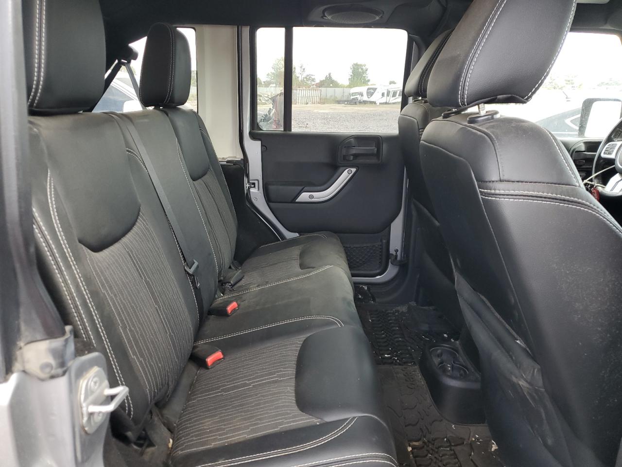 Jeep Wrangler Sport Image 9