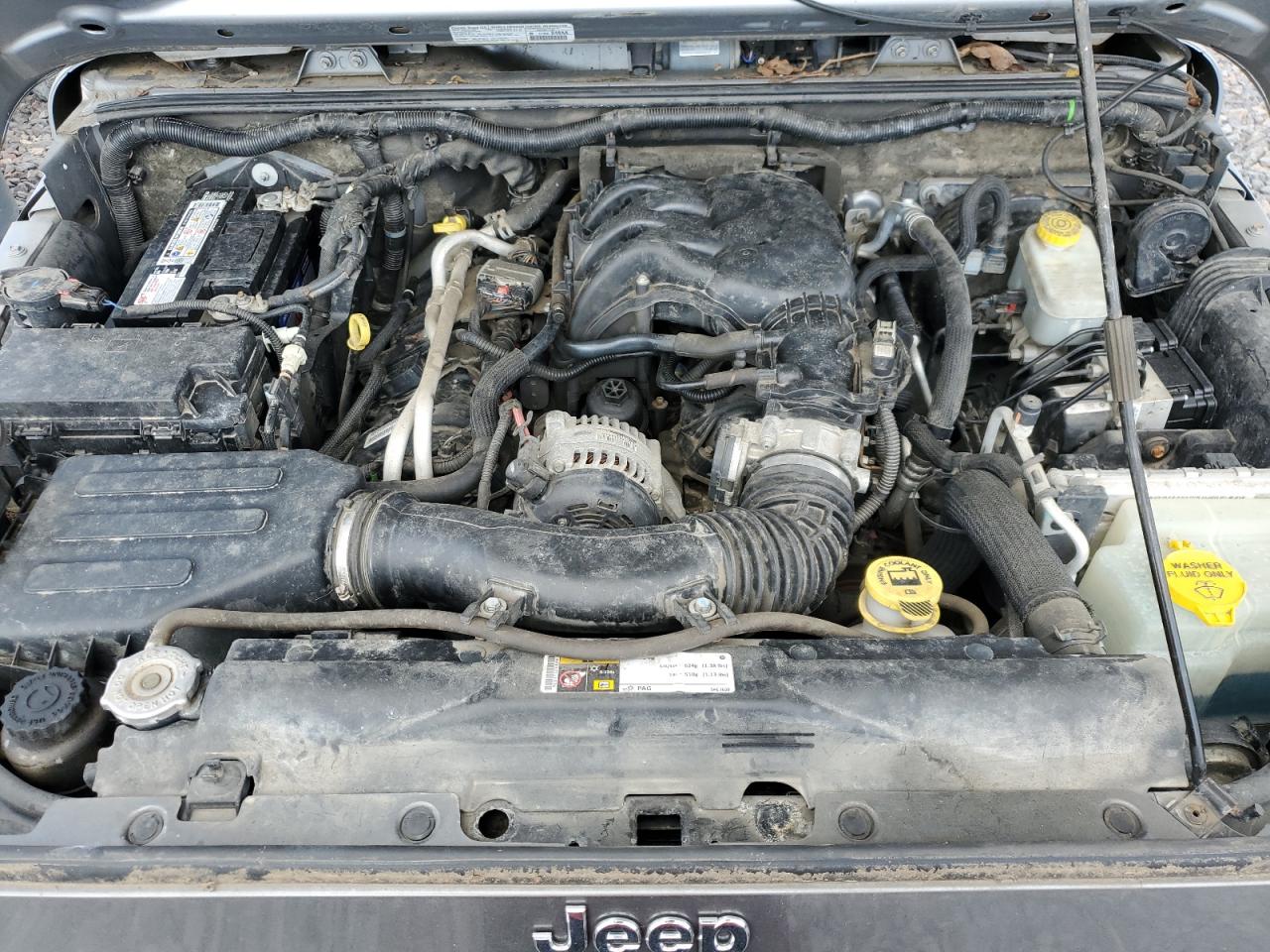 Jeep Wrangler Sport Image 13