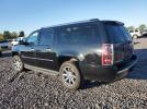 GMC Yukon Denali Image 8