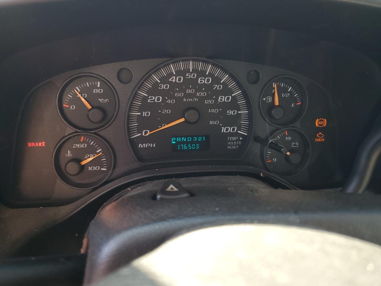 Chev Express Image 9