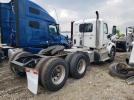 Peterbilt 579 Image 10