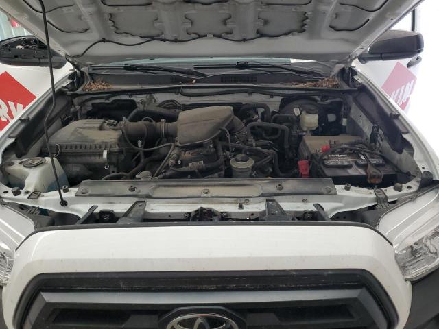 Toyota Tacoma Access Cab Image 12