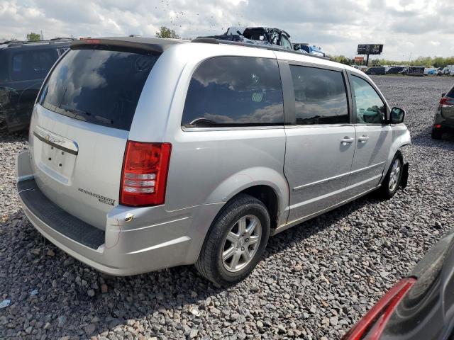 Chrysler Minivan Touring Plus Image 3