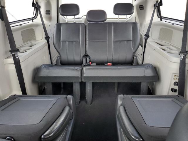 Chrysler Minivan Touring Plus Image 12