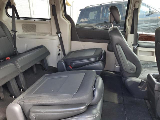 Chrysler Minivan Touring Plus Image 6