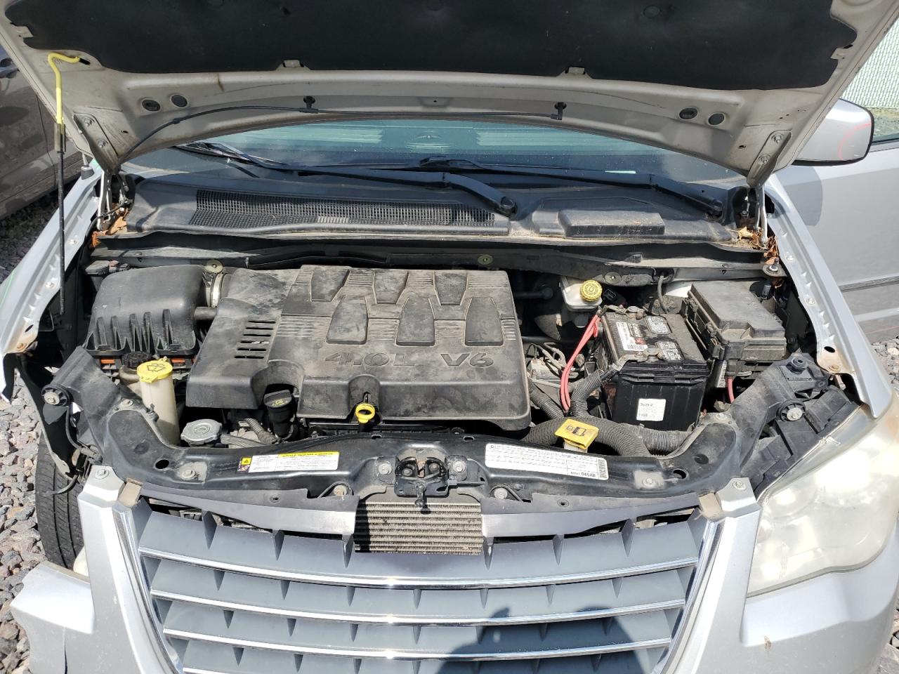 Chrysler Minivan Touring Plus Image 10