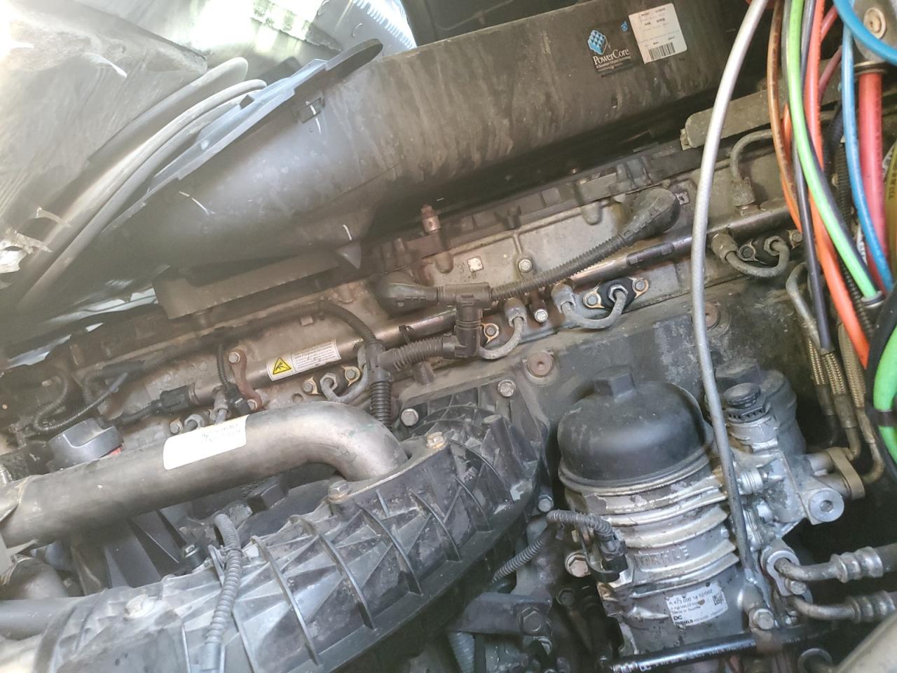 Freightliner Cascadia Image 8