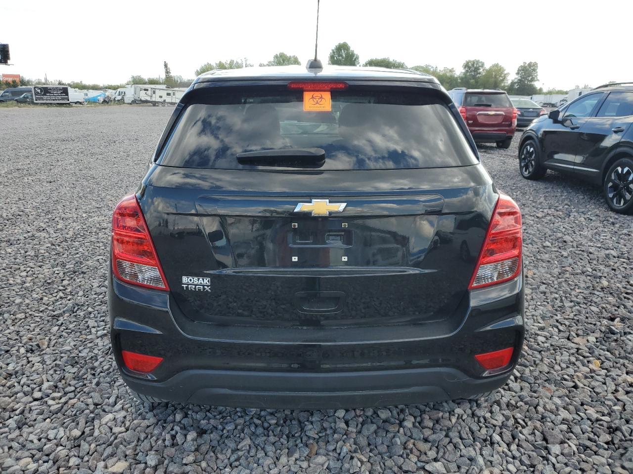 Chevrolet Trax Ls Image 5
