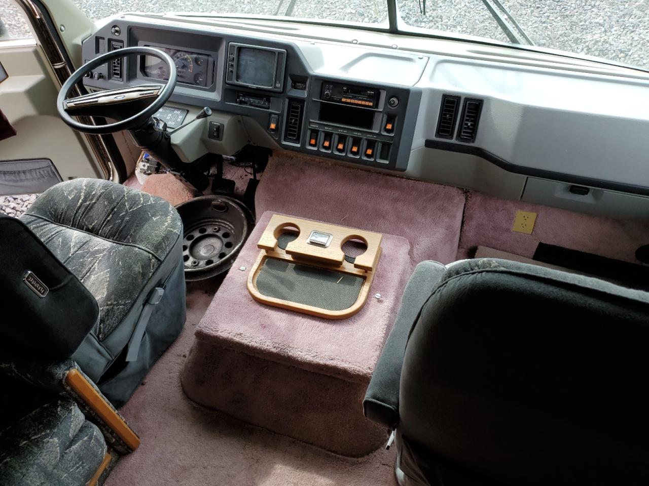 Fleetwood Pace Arrow Super Duty Image 5