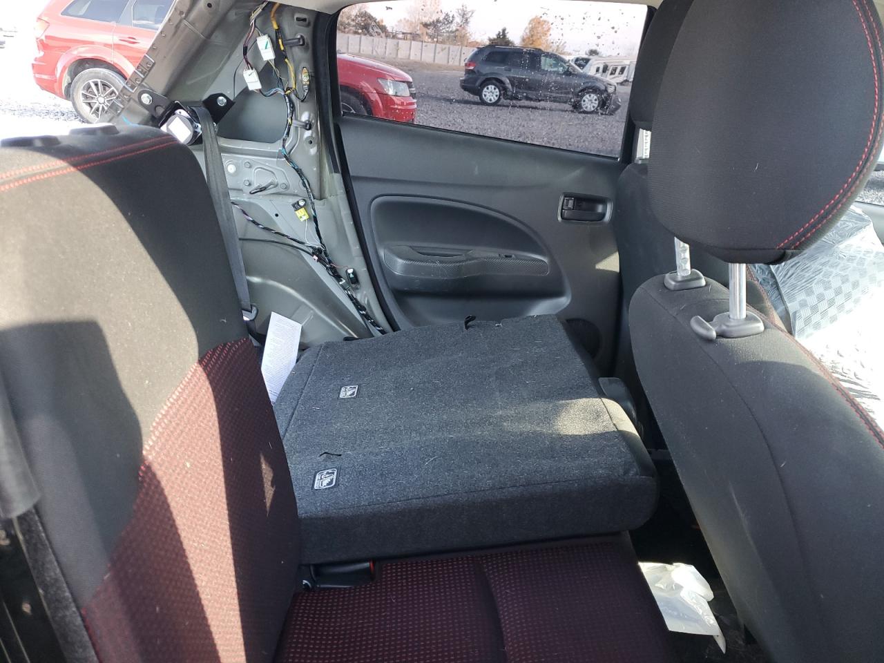 Mitsubishi Mirage Se Image 6