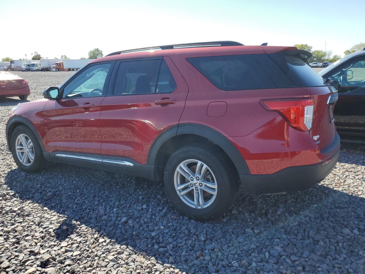 Ford Explorer Xlt Image 2