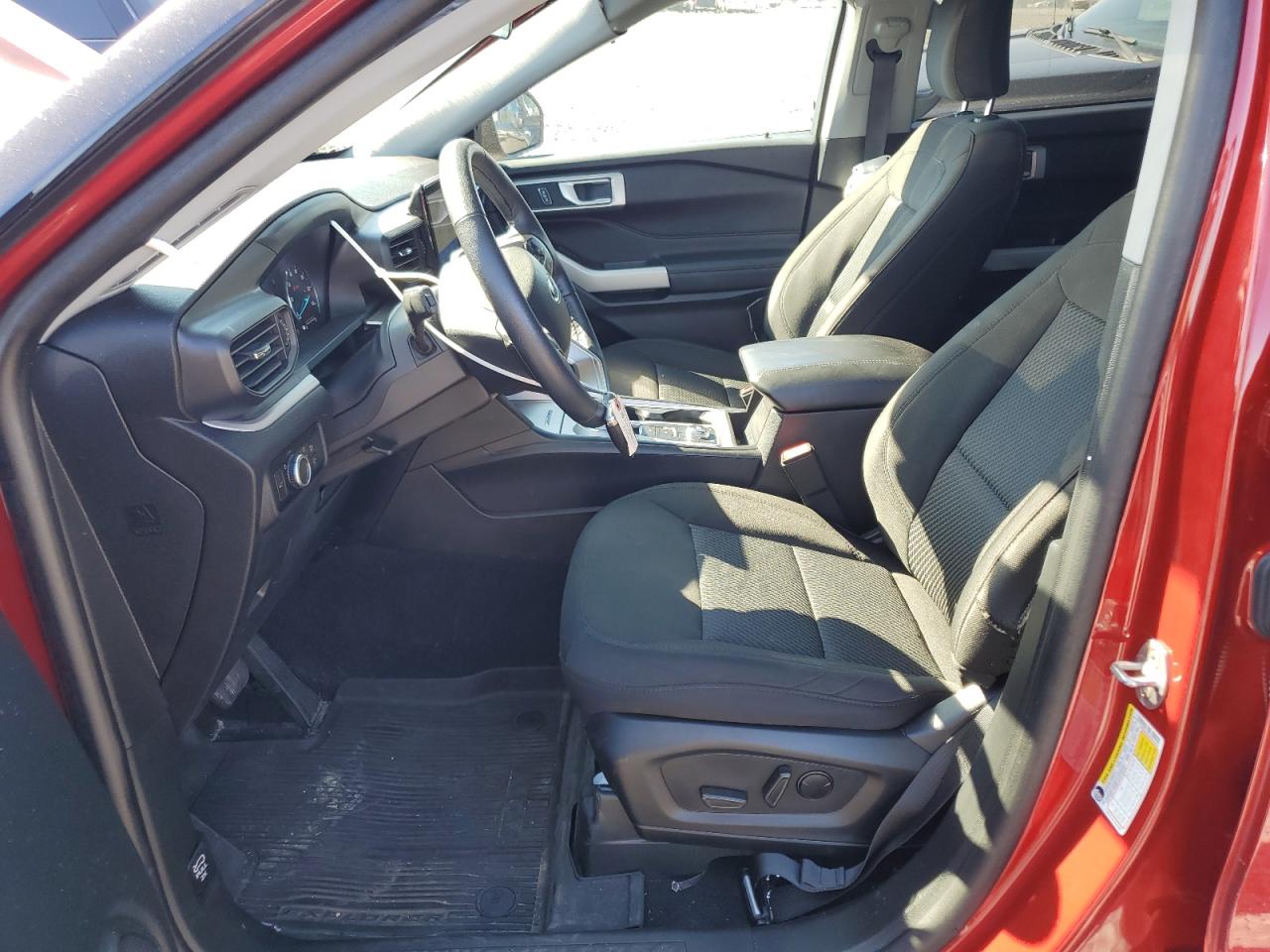 Ford Explorer Xlt Image 5